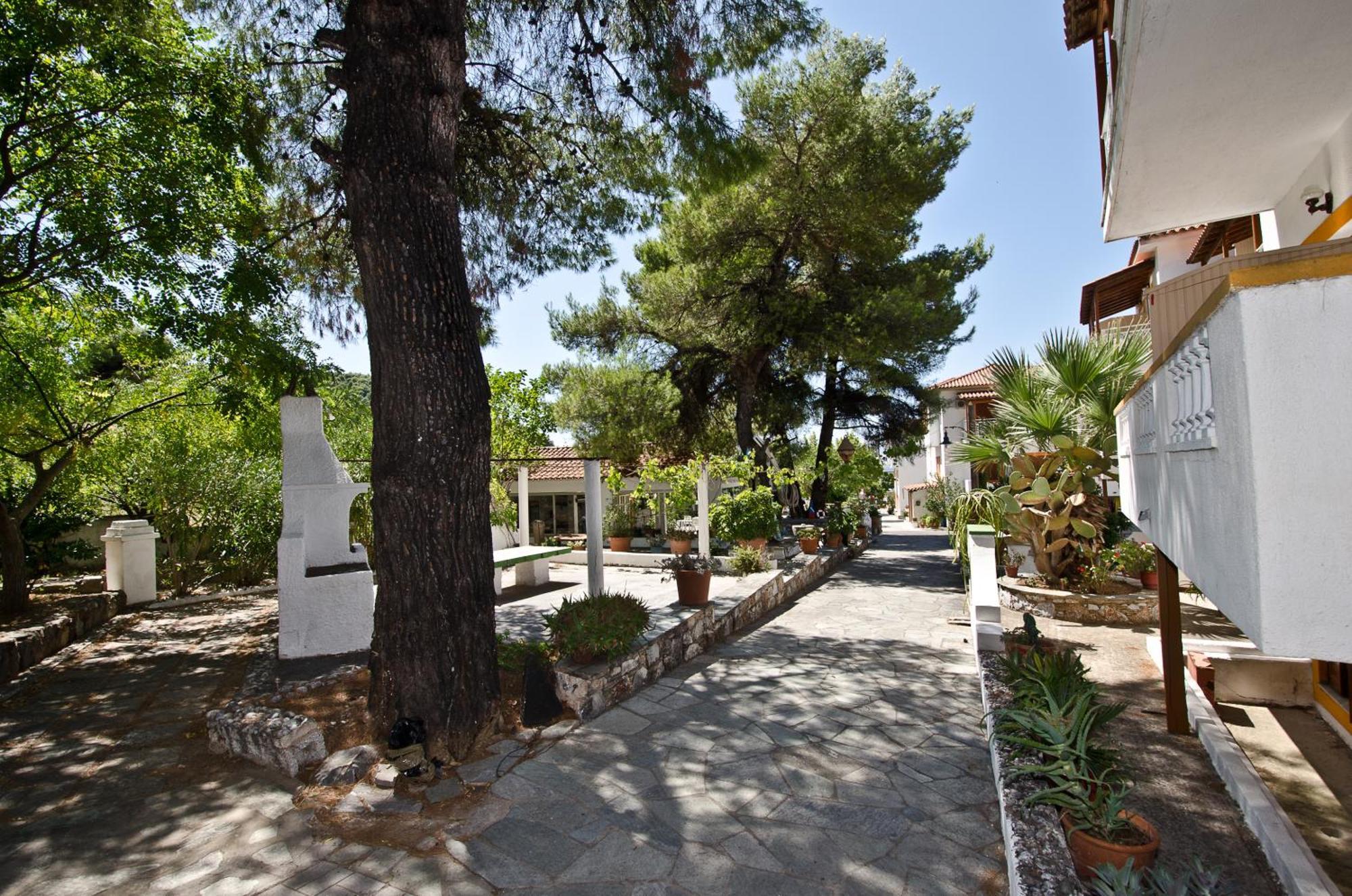 Zaneta Hotel & Apartments Neo Klima Dış mekan fotoğraf